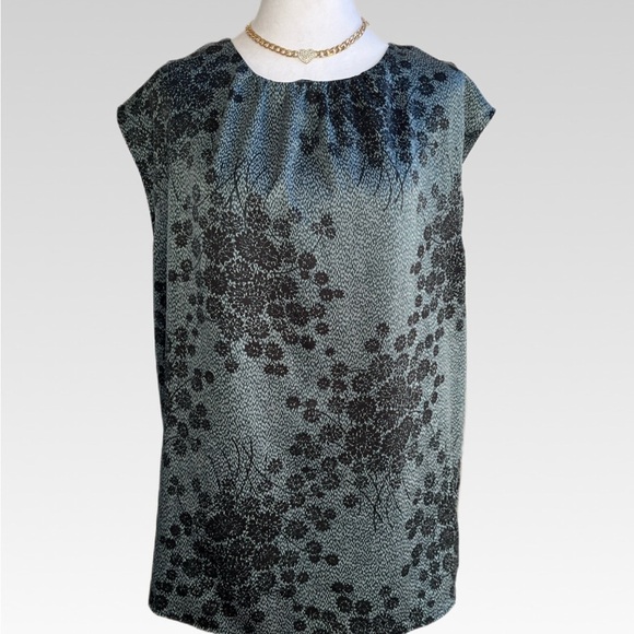 Ann Taylor Tops - Ann Taylor Black and Gray Floral Blouse size L